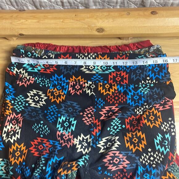 LuLaRoe Tall & Curvy bundle of 3 - Picture 14 of 15